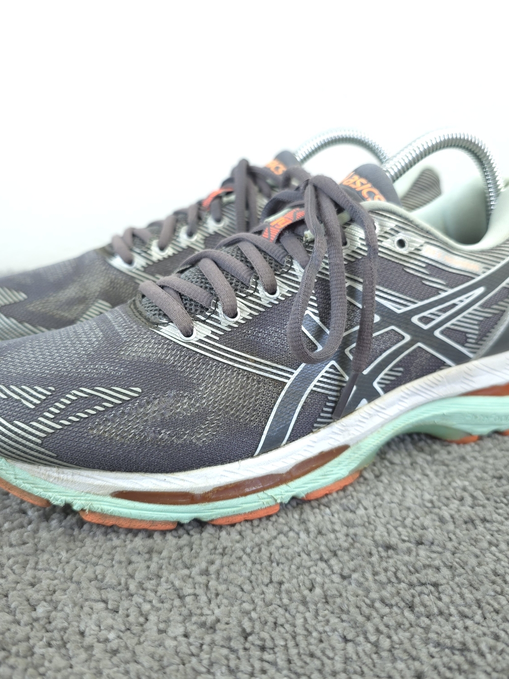 Asics Gel-Nimbus 19 Womens Size 9 Running Shoes Gray Sneakers Lace Up Low Top